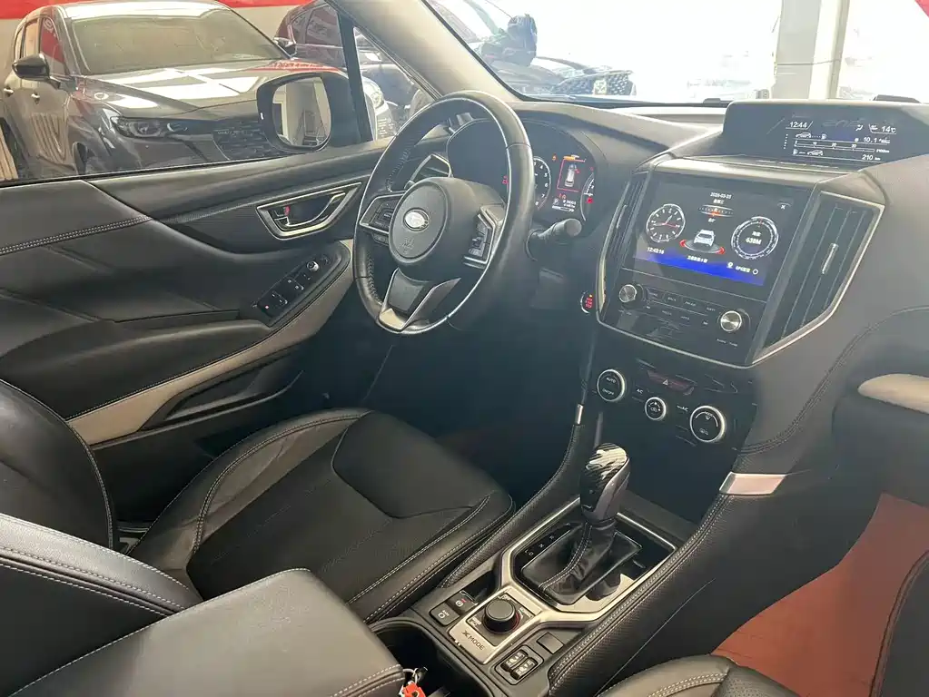 Subaru Forester 2022 2.0i AWD Luxury EyeSight