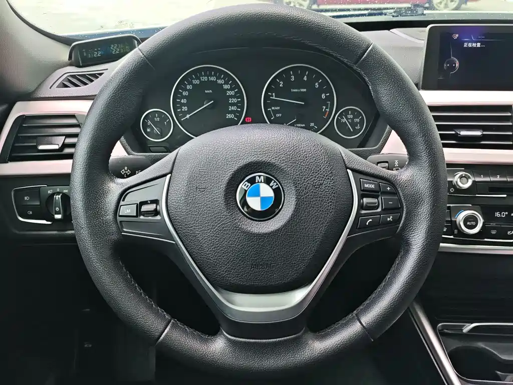 BMW 3 Series GT 3 GT 2016 320i Fashion