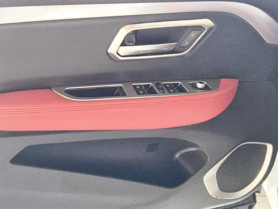 Haval H2s — миниатюра 7