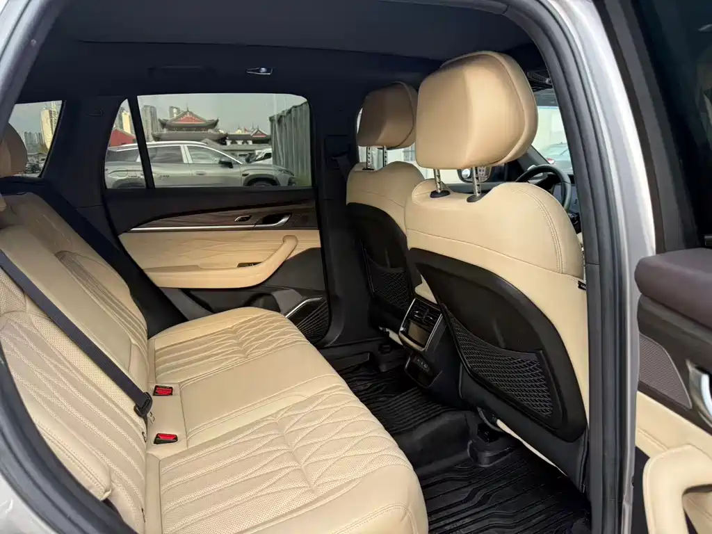 Geely Xingyue L — миниатюра 13