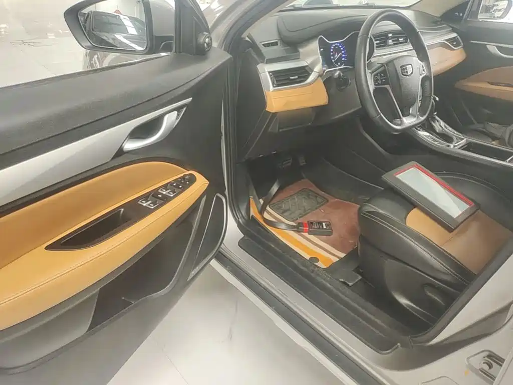 Geely Vision S1 — миниатюра 16