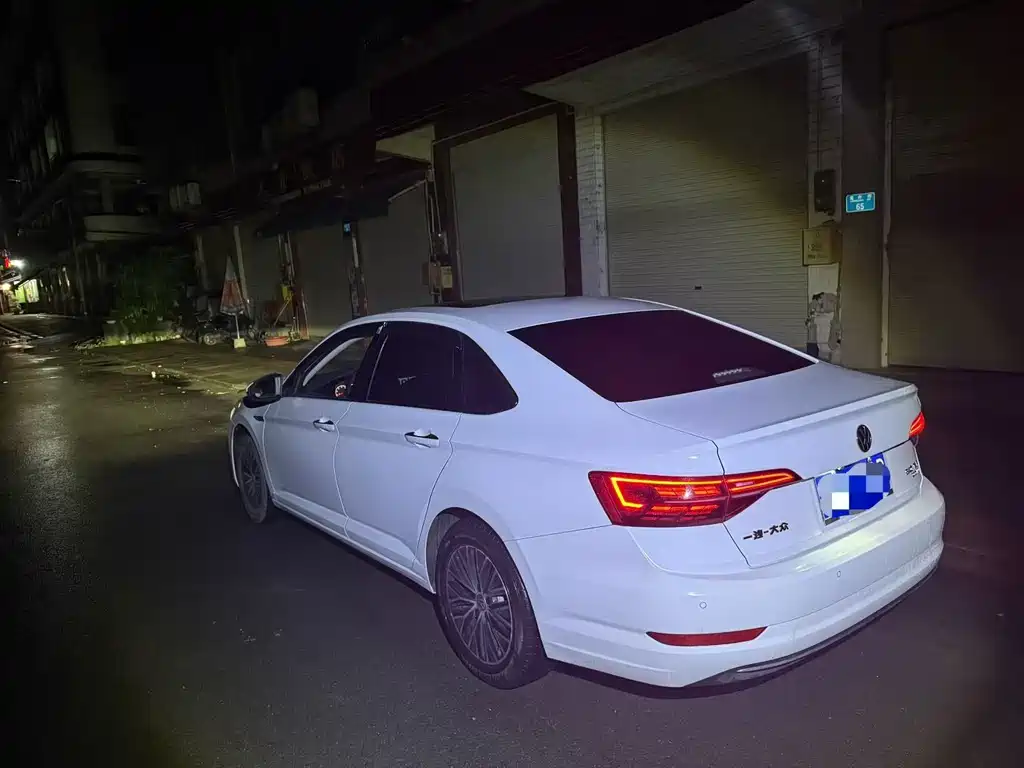Volkswagen Sagitar — миниатюра 9
