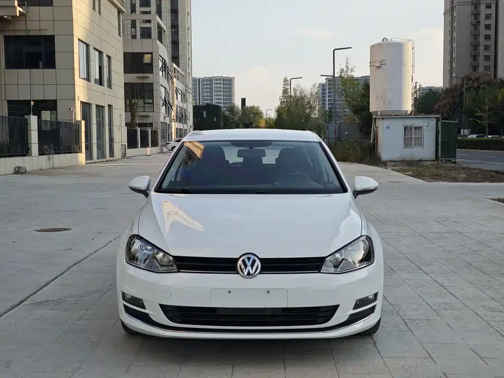 Volkswagen Golf — миниатюра 2