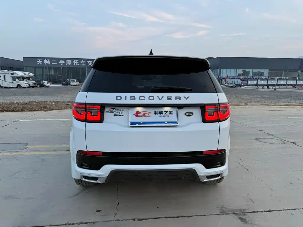 LAND ROVER DISCOVER SPORTS