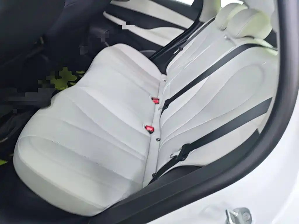 BYD Seal 05 DM-i — миниатюра 17