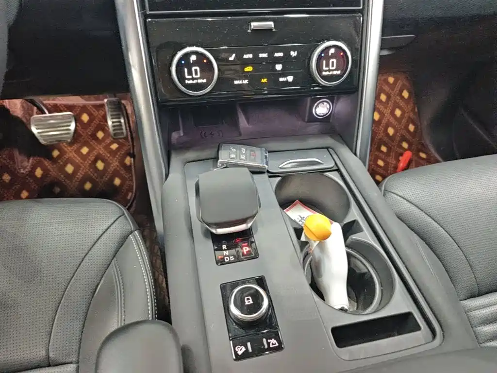 Land Rover Discovery — миниатюра 14