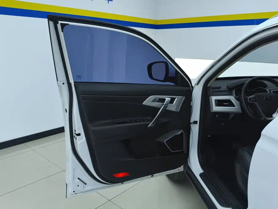 Geely Boyue — миниатюра 7