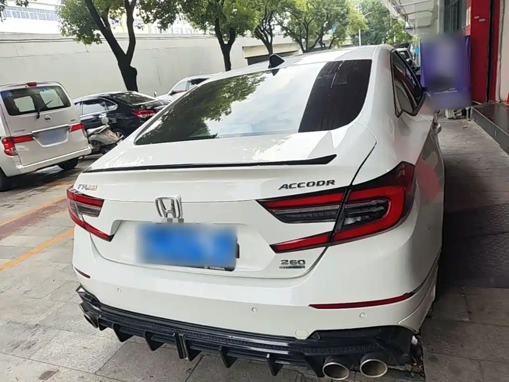 Honda Accord — миниатюра 6