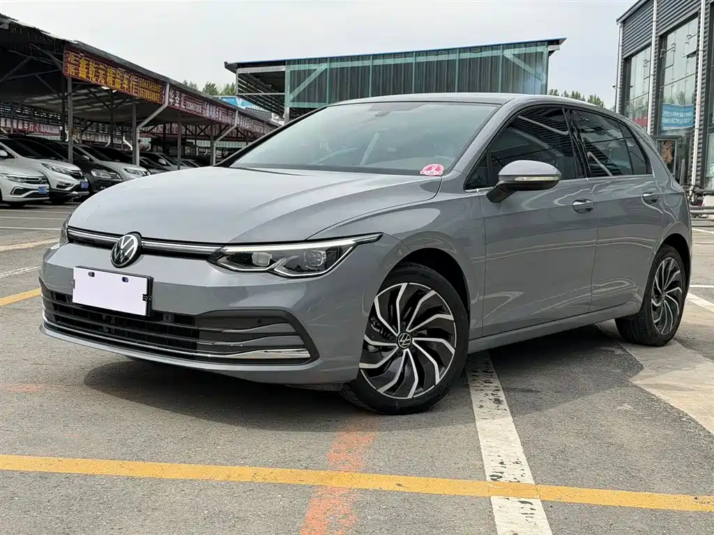 Купить Volkswagen Golf