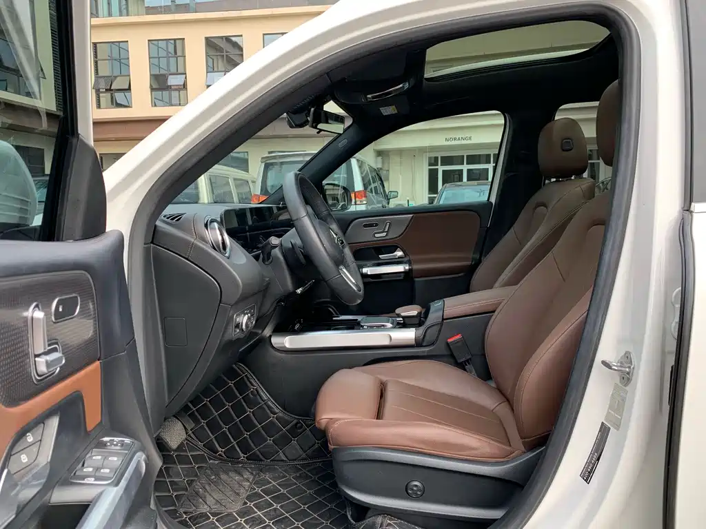 Mercedes-Benz GLB — миниатюра 15