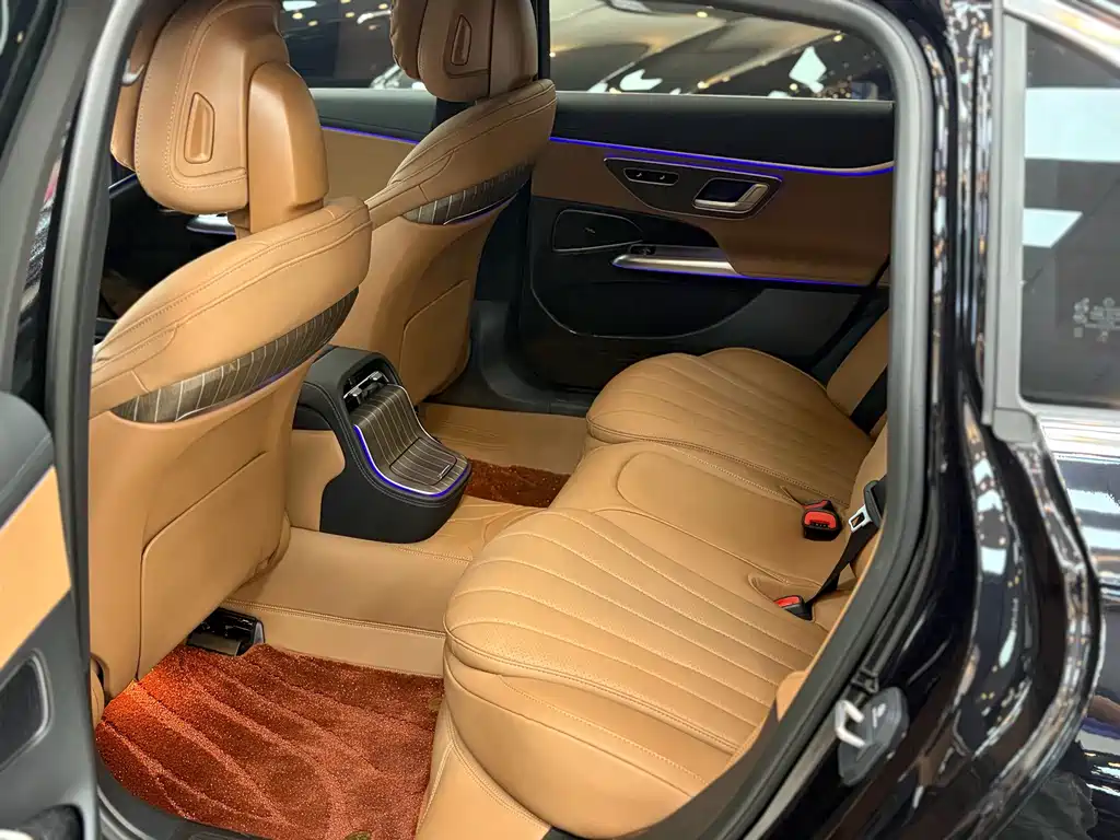 Mercedes-Benz E-Class New Energy — миниатюра 12