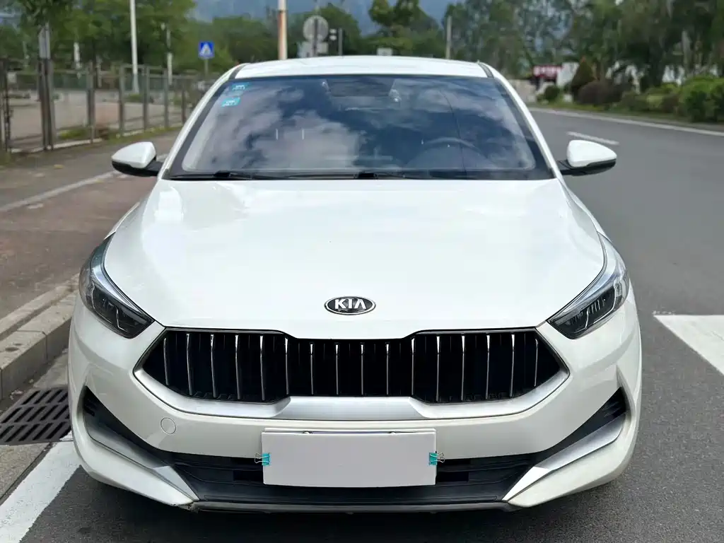 KIA  K3