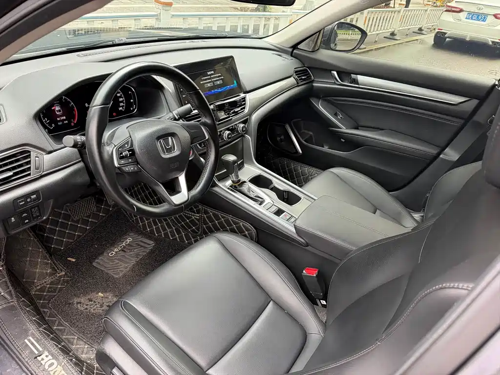Honda Accord — миниатюра 5