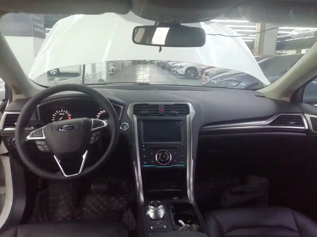 Ford Mondeo — миниатюра 10