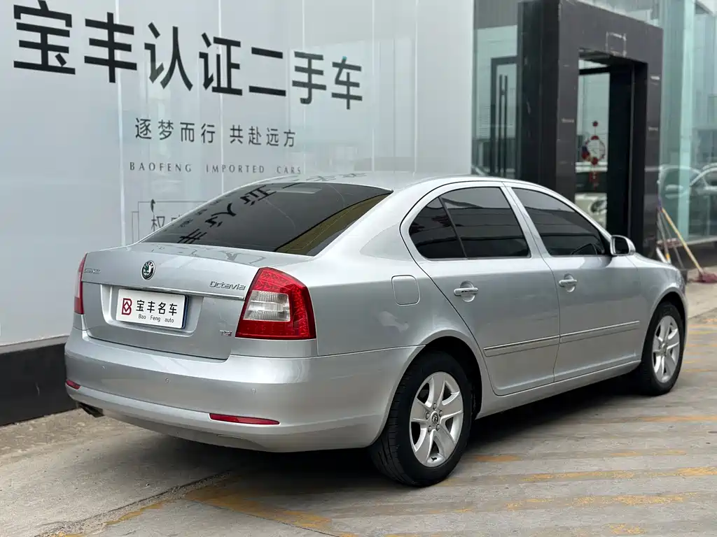 Skoda Octavia — миниатюра 10