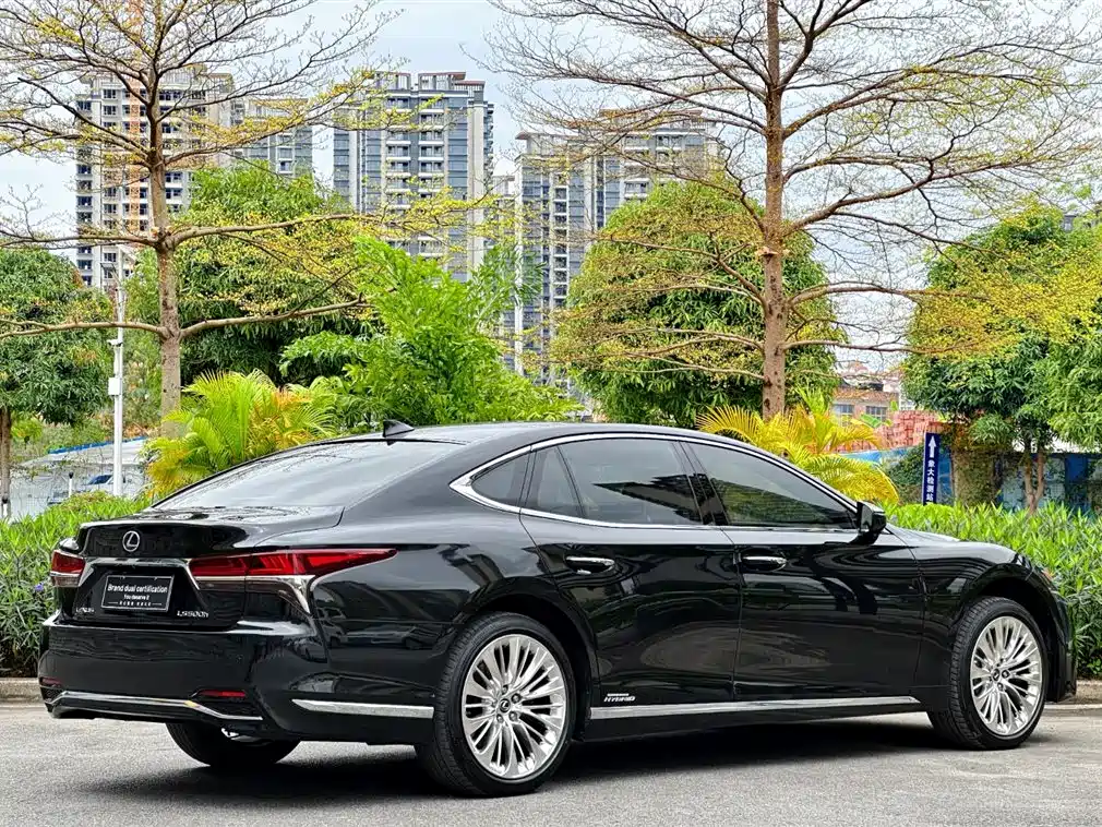 Lexus LS 2018 500h Executive VI
