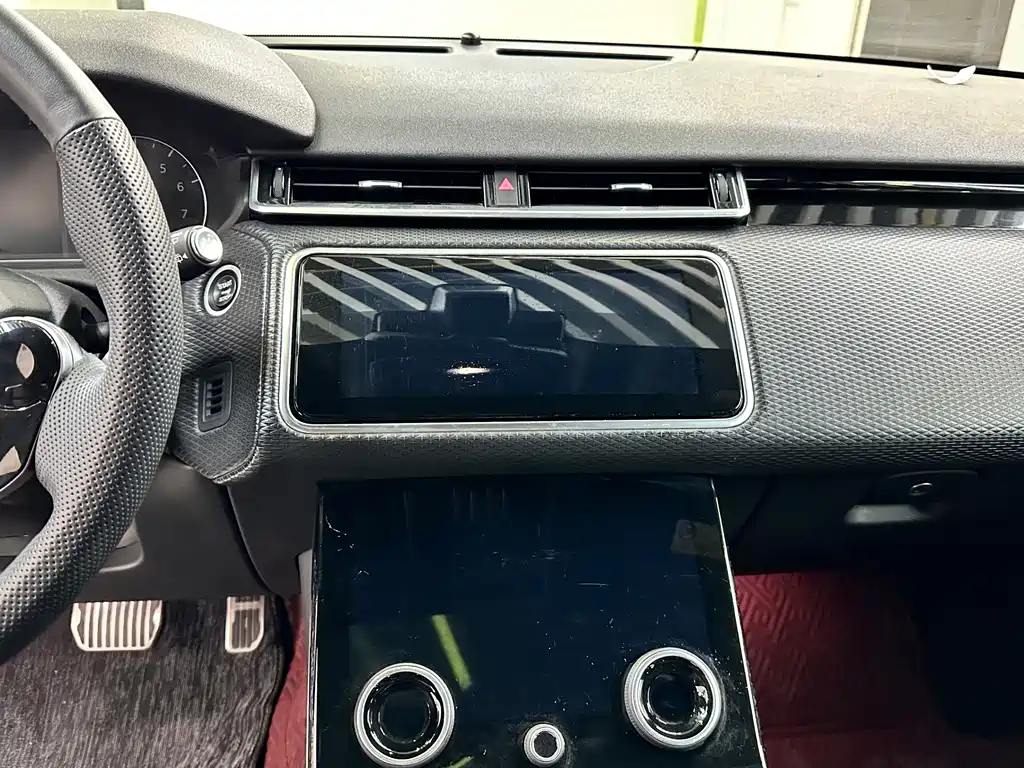 Land Rover Velar — миниатюра 14