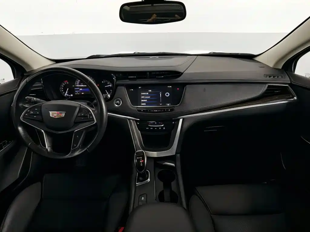 Cadillac XT5 — миниатюра 5
