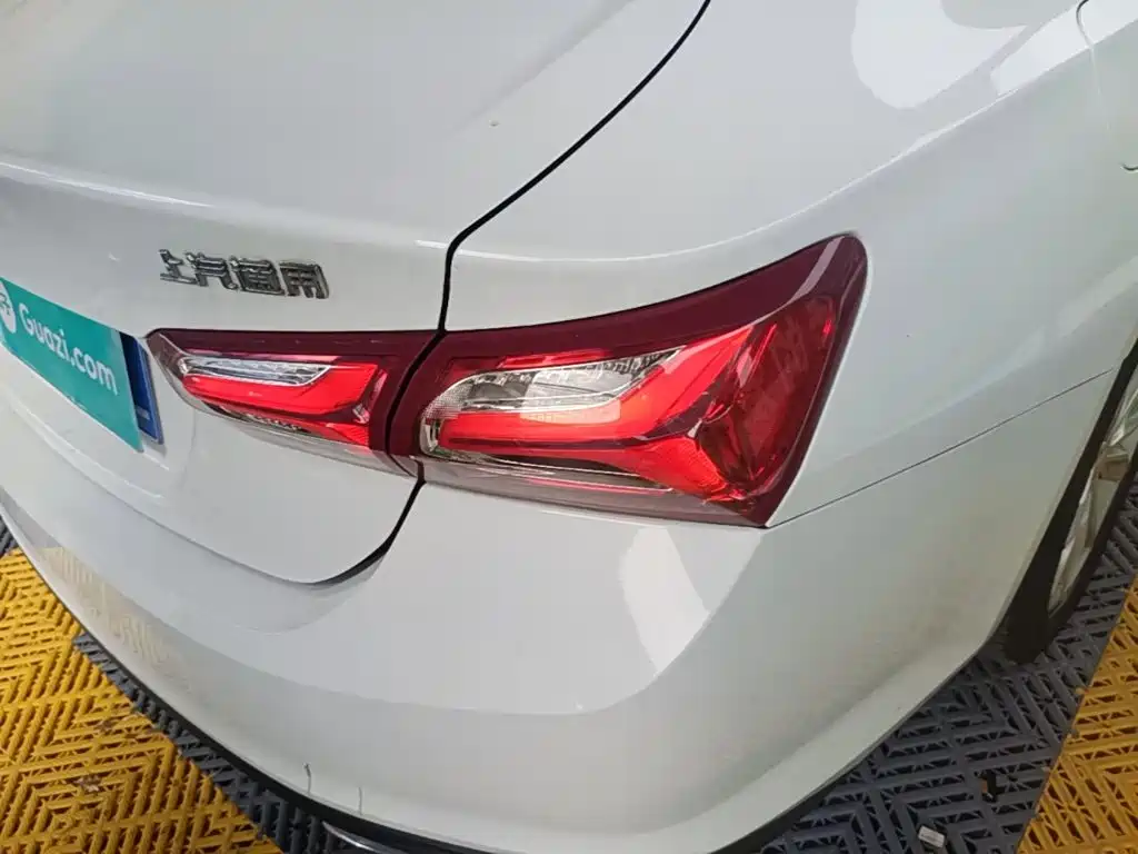 Chevrolet Malibu XL — миниатюра 8