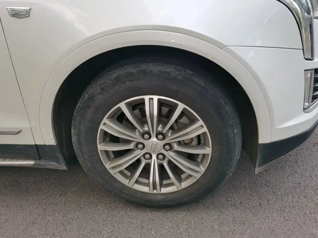 Cadillac XT5 — миниатюра 8