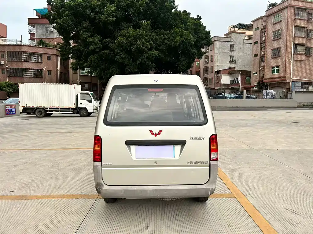 Wuling Sunshine 2013 1.0L