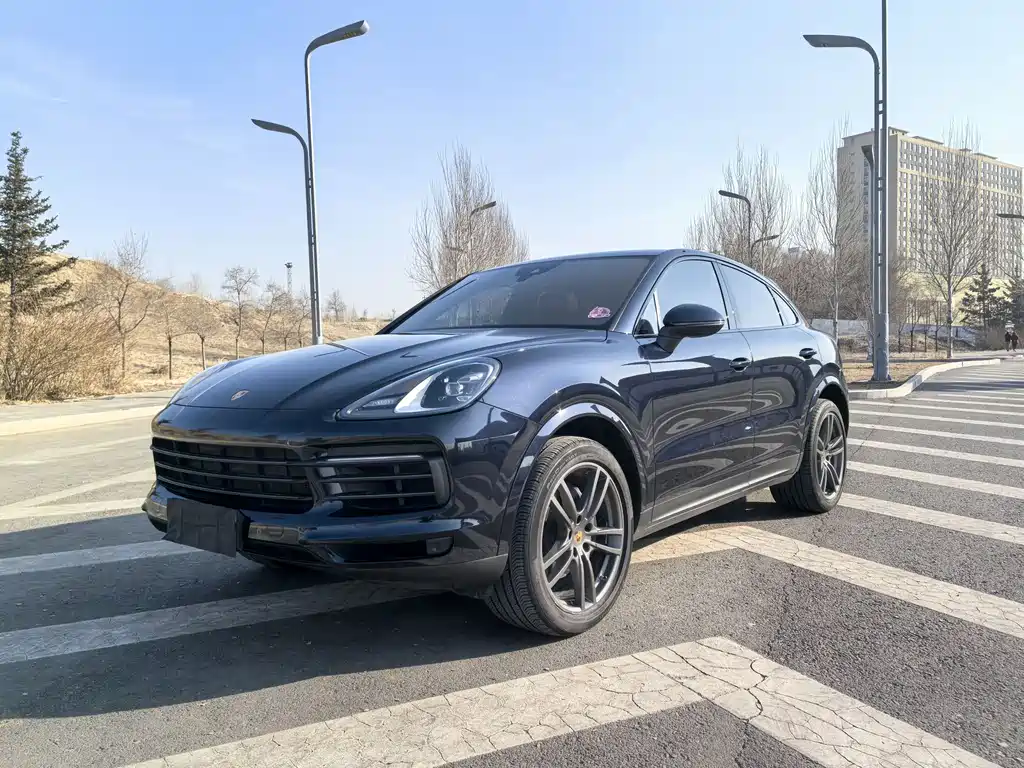 Porsche Cayenne 2022