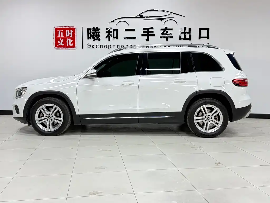 Mercedes-Benz GLB — миниатюра 8