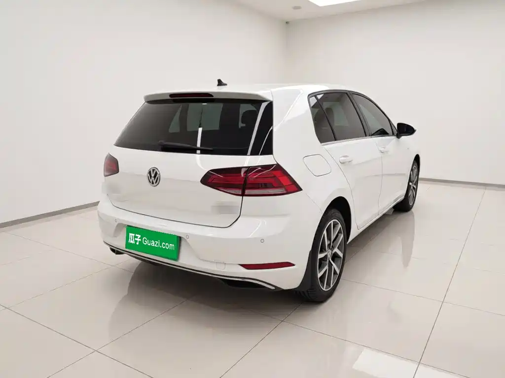 Volkswagen Golf — миниатюра 6