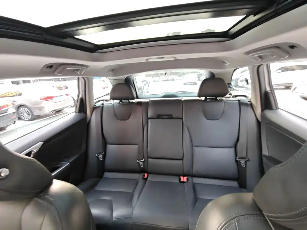 Volvo XC60 — миниатюра 17