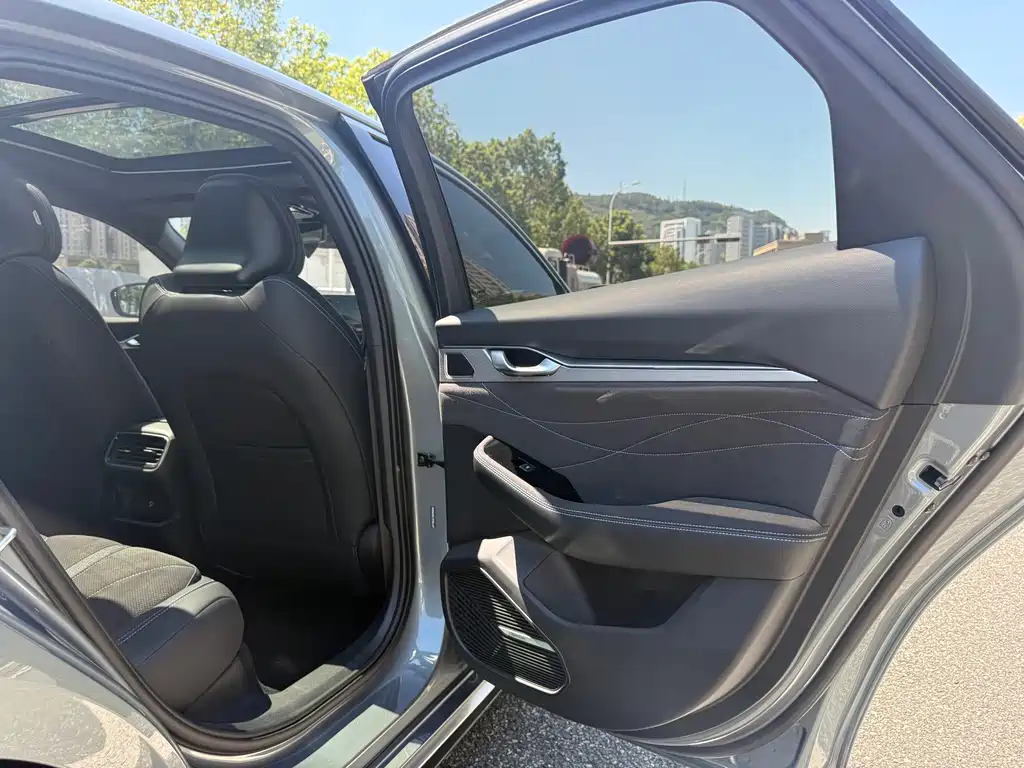 Geely Xingrui — миниатюра 16