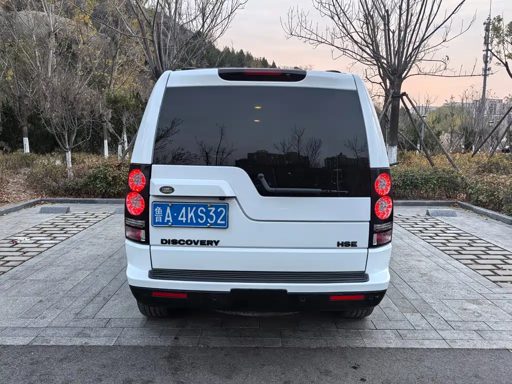 Land Rover Discovery 2016 3.0 SC V6 HSE