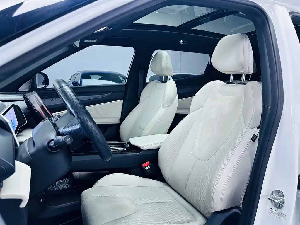 Geely Boyue — миниатюра 10