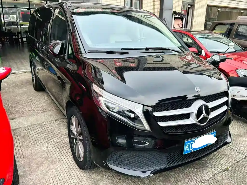Mercedes-Benz V-Class — миниатюра 2