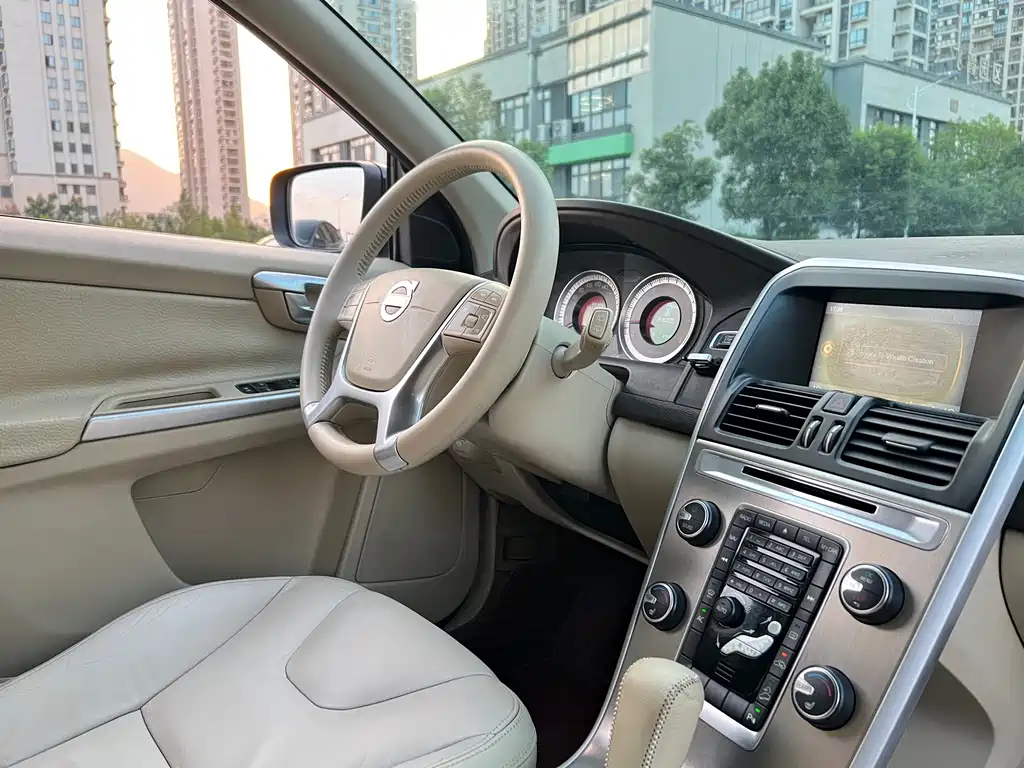 Volvo XC60 (Import) — миниатюра 9