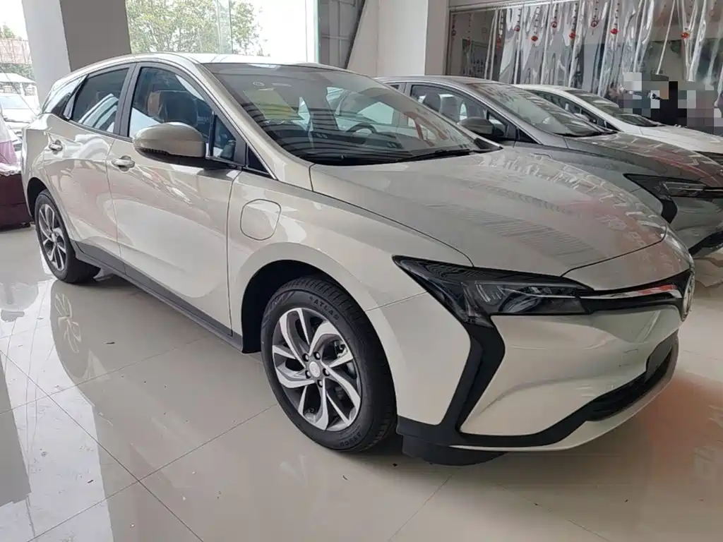 Buick Velite 6 — миниатюра 4