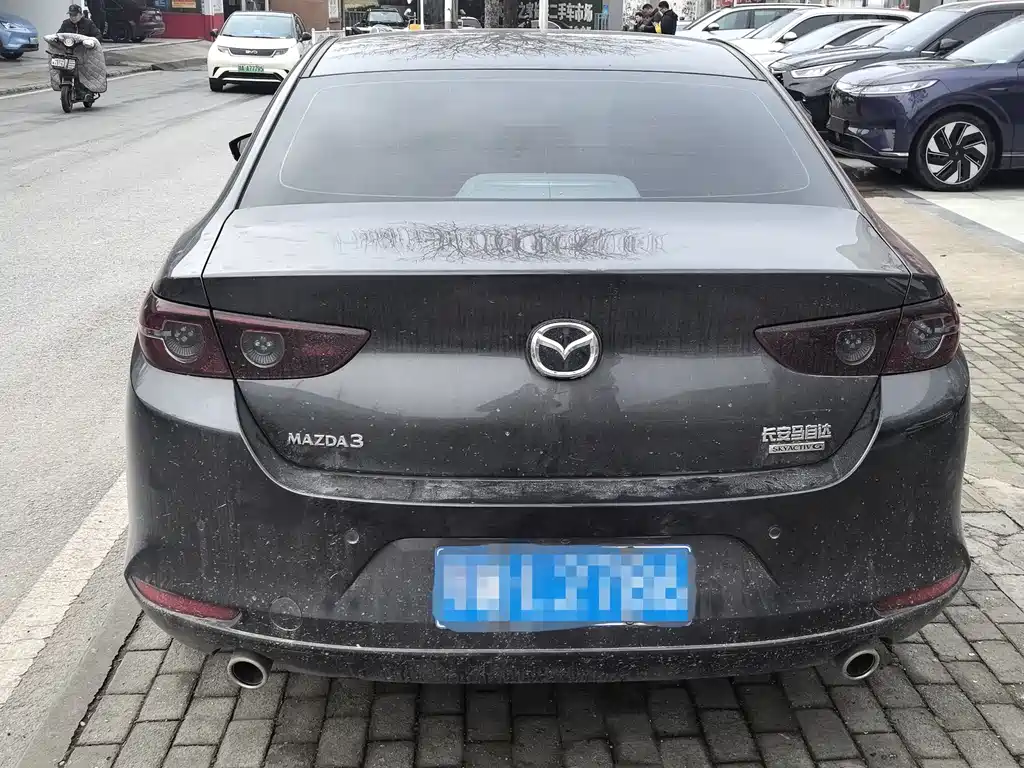 MAZDA 3 ANGKESAILA
