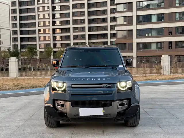 LAND ROVER DEFENDER 2022