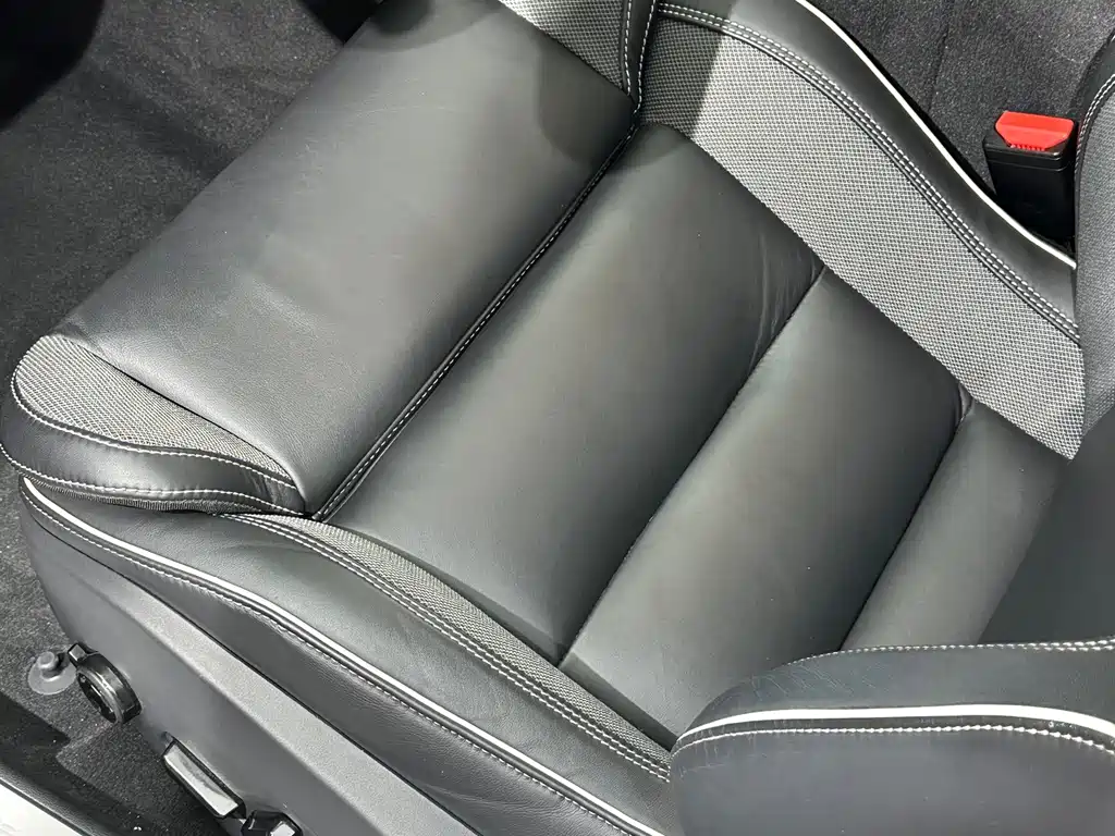 Volvo S60 PHEV — миниатюра 13