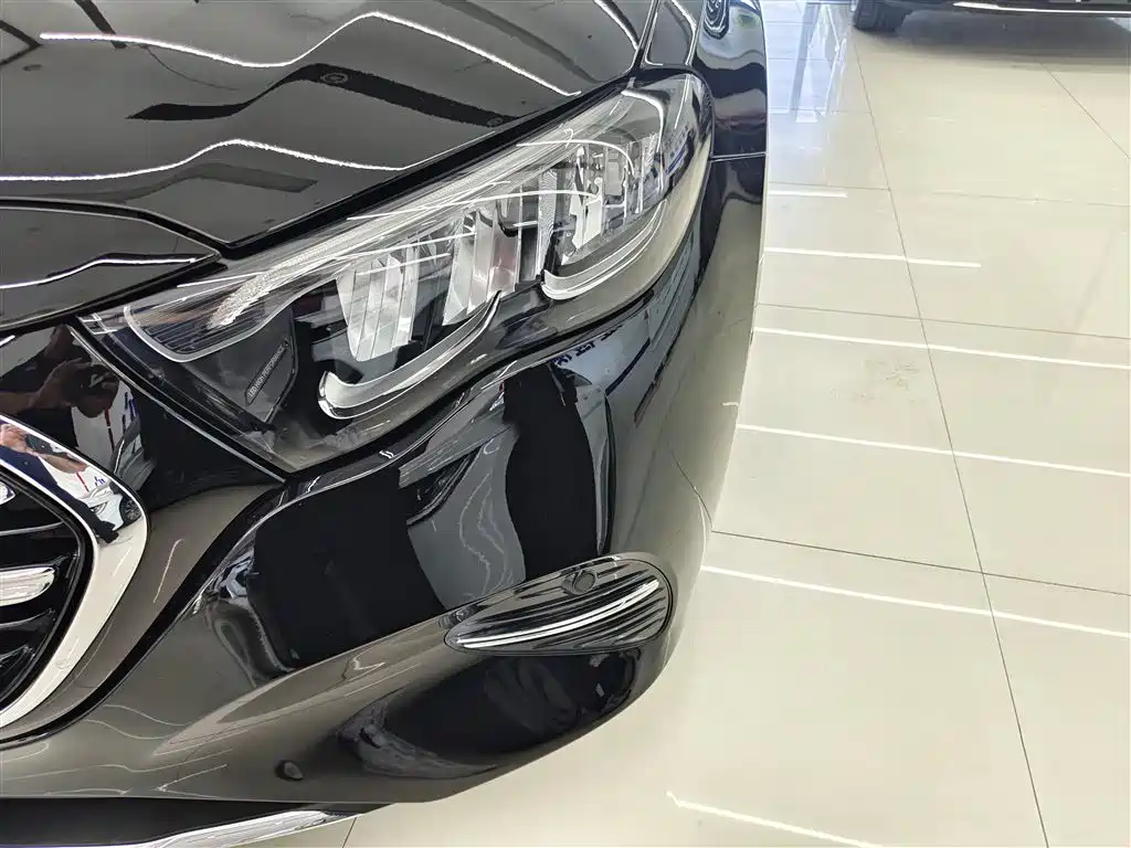 Mercedes-Benz E-Class E 2024 E 260 L 4MATIC