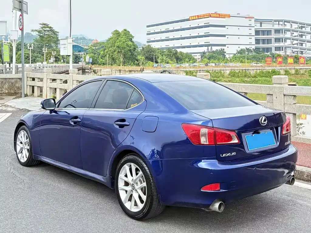 Lexus IS 250 Sport Edition, фото 4