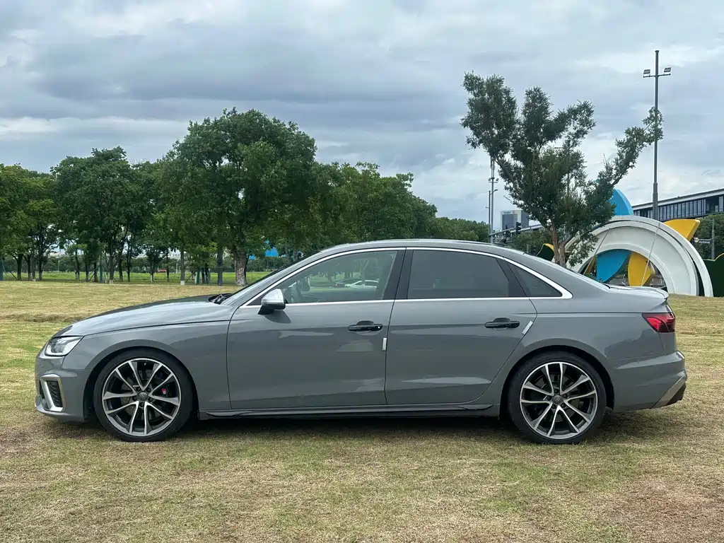 Audi S4 — миниатюра 10