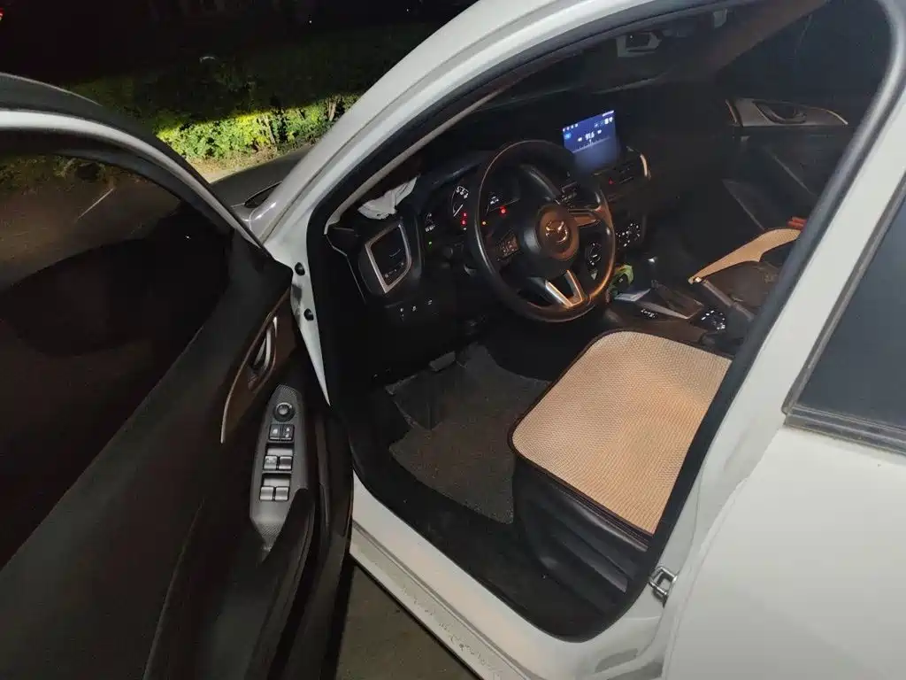 Mazda 3 Axela — миниатюра 12