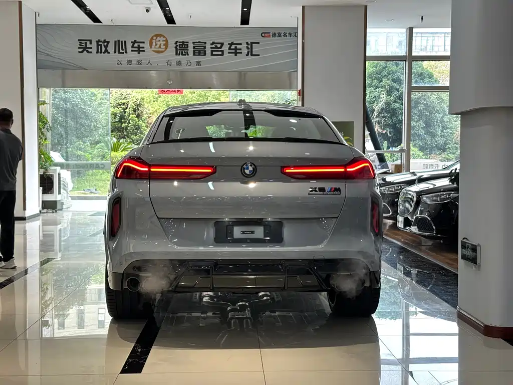 BMW X6 M — миниатюра 10