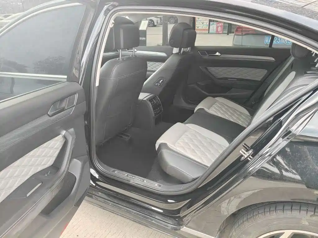 Volkswagen Magotan — миниатюра 6