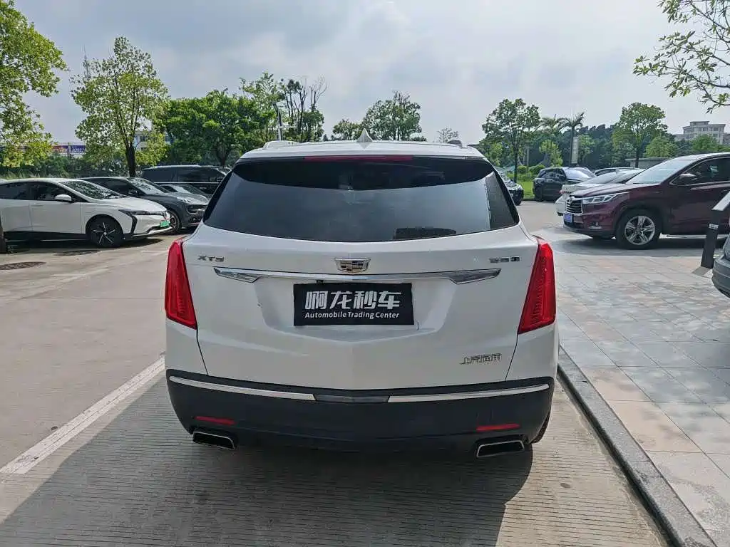 Cadillac XT5 — миниатюра 8