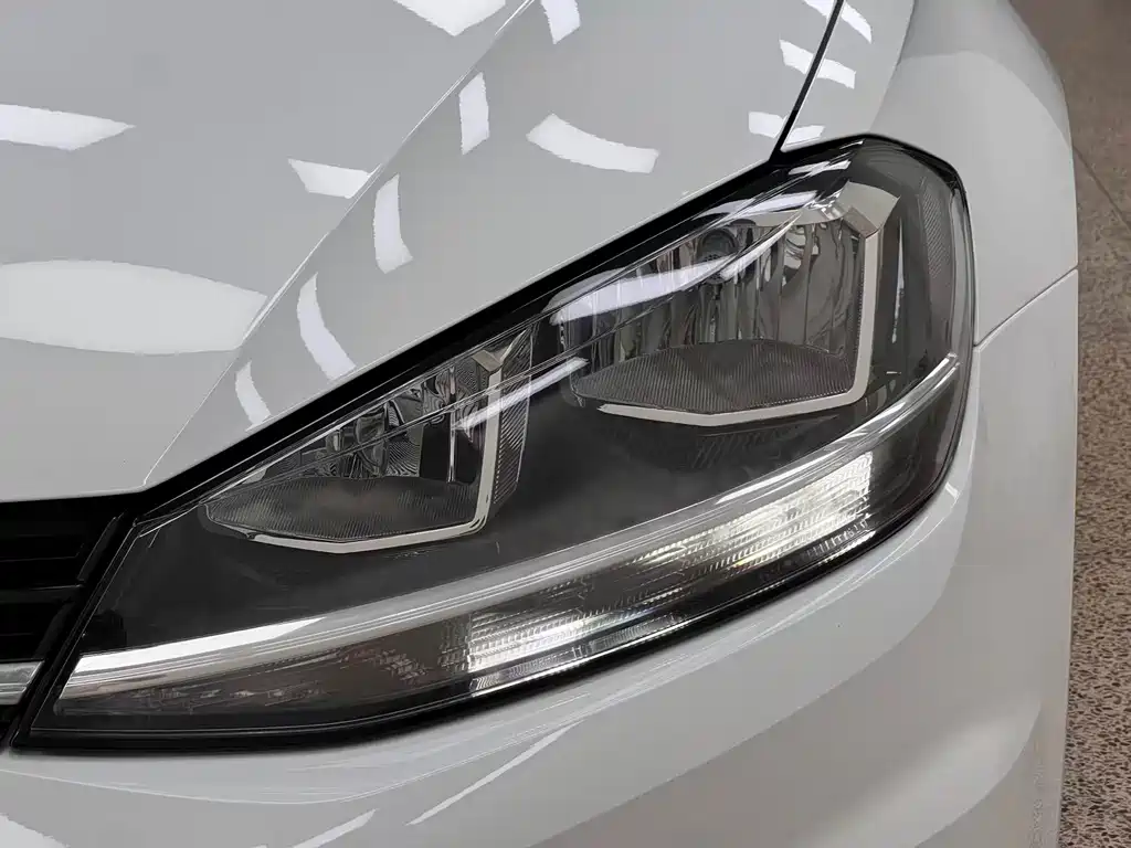 Volkswagen Golf — миниатюра 11