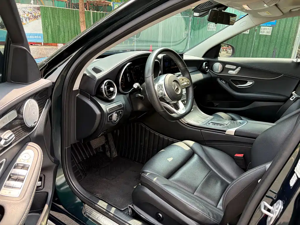Mercedes-Benz C-Class — миниатюра 4