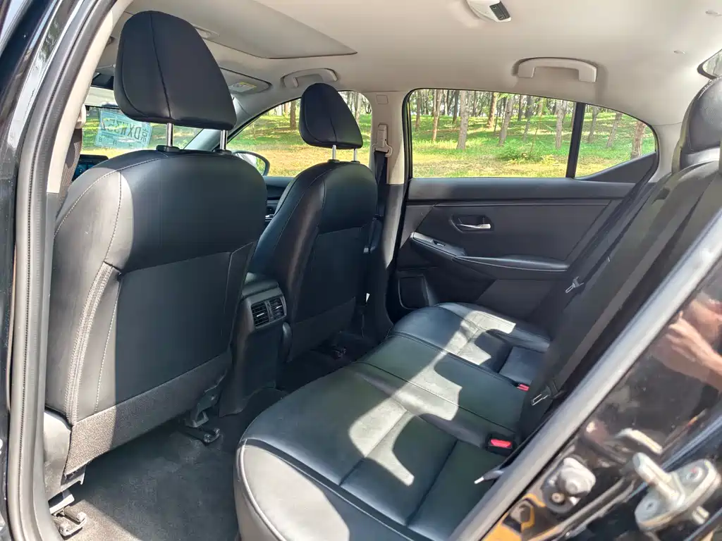 Nissan Sylphy — миниатюра 9