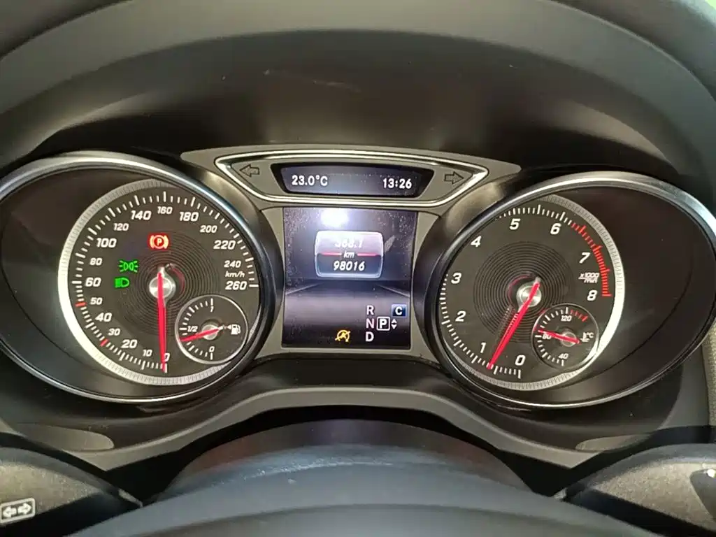 Mercedes-Benz CLA (Import) — миниатюра 12