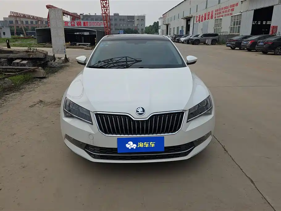Skoda Superb 2018 TSI330 DSG Comfort V